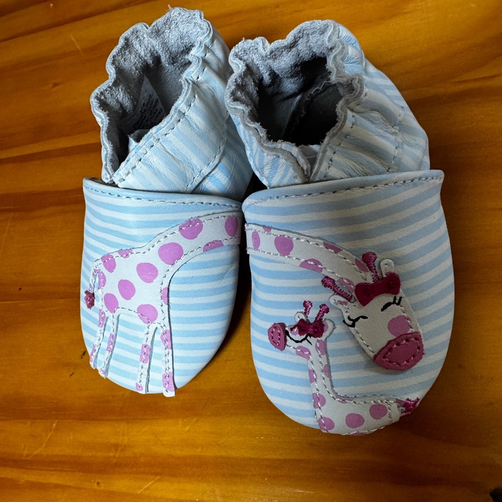 Robeez Giraffe Baby Shoes